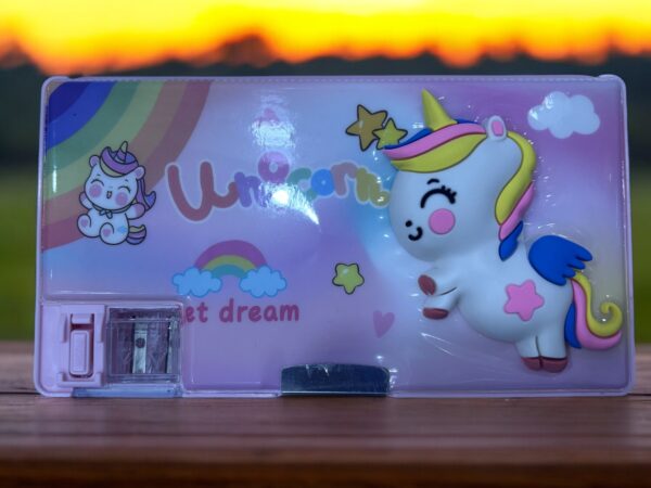 KIDS UNICORN GEOMETRY BOX WITH SHARPNER